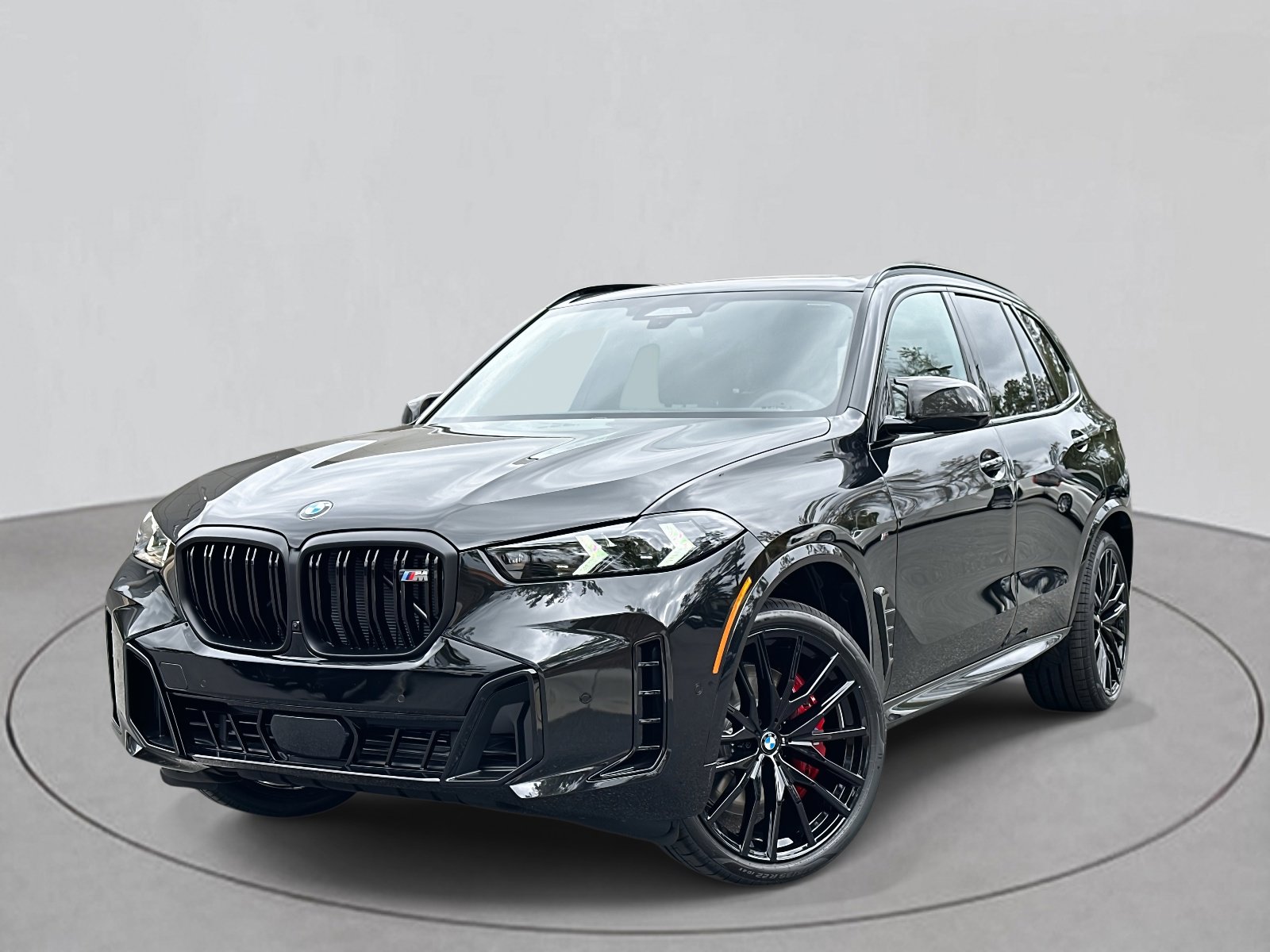 New 2026 BMW X5 M60i image 1