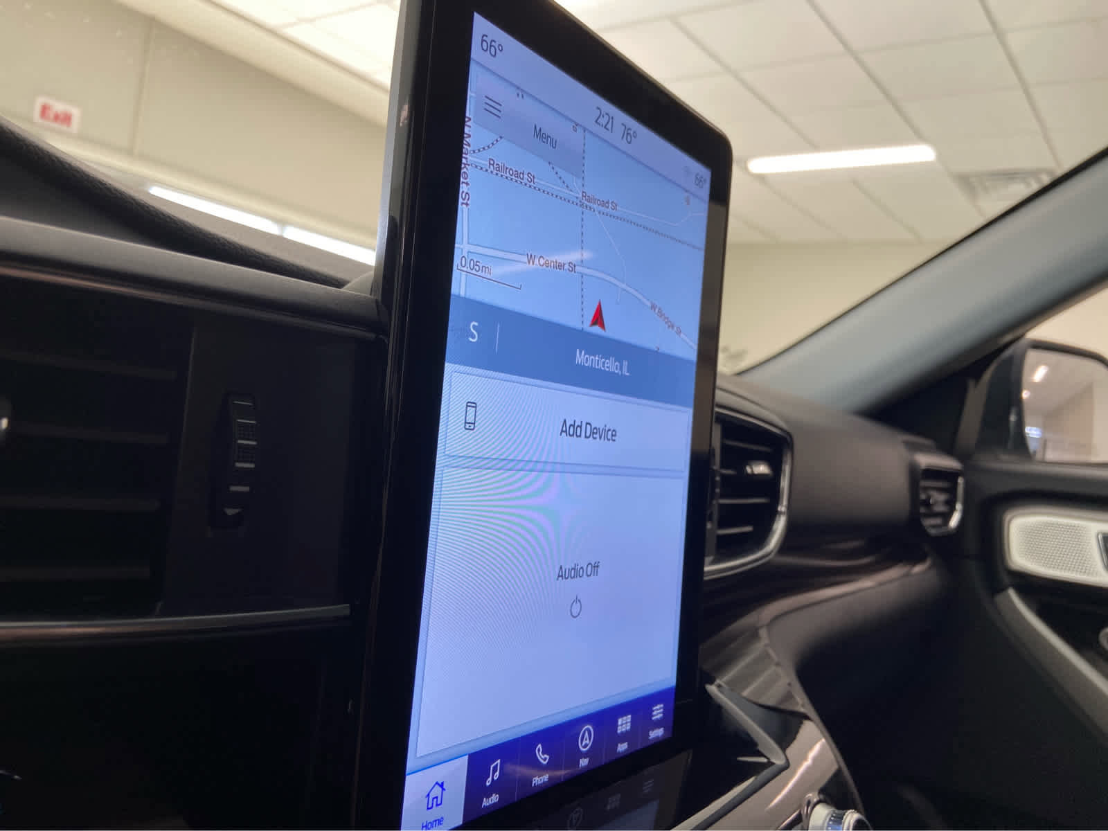 Used 2023 Ford Explorer Limited w/ Limited Technology Package AWD/4WD image 29