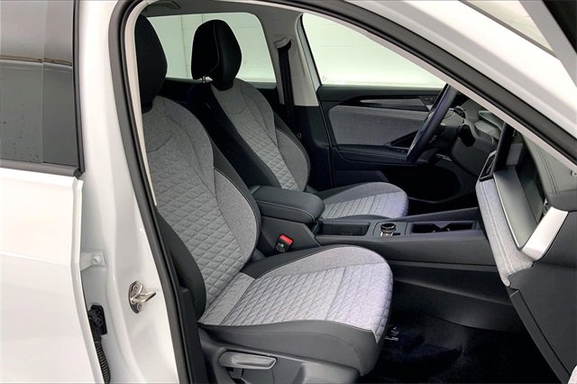 New 2026 Volkswagen Tiguan S image 9