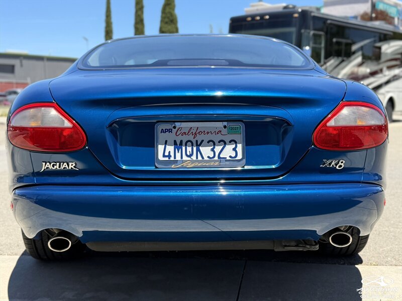 Used 1998 Jaguar XK8 Coupe RWD image 6