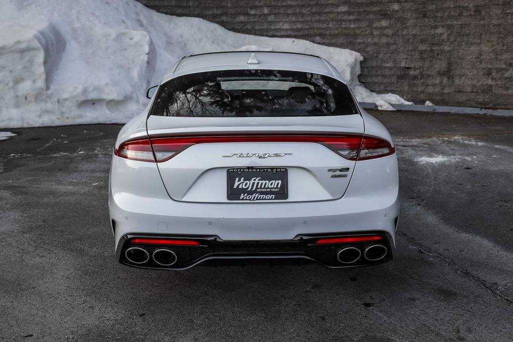 Used 2022 Kia Stinger GT-Line w/ Sun & Sound Package image 7