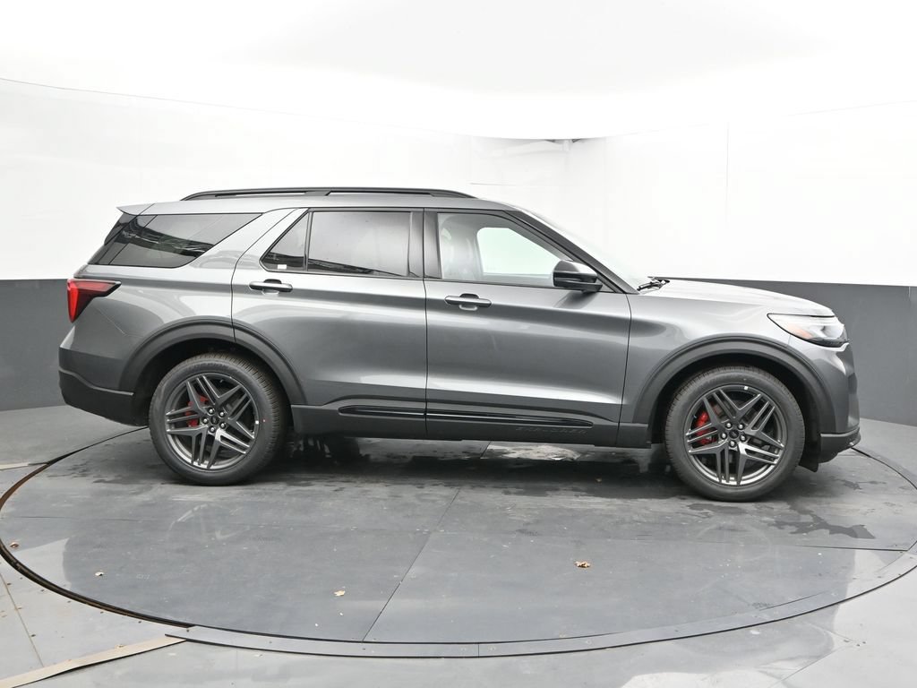 New 2026 Ford Explorer ST AWD/4WD image 3