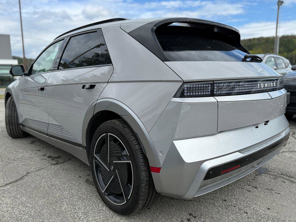 New 2026 Hyundai Ioniq 5 Limited image 3