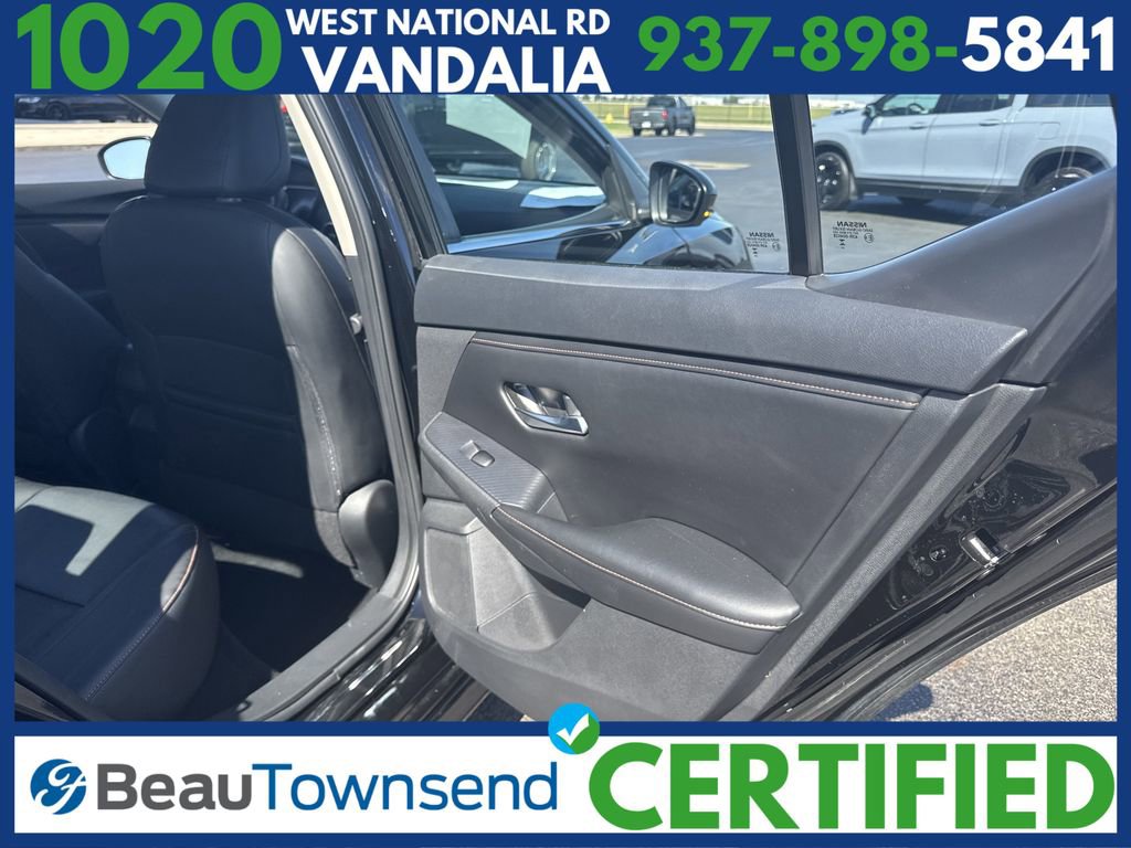 Used 2023 Nissan Sentra SR w/ SR Premium Package image 14