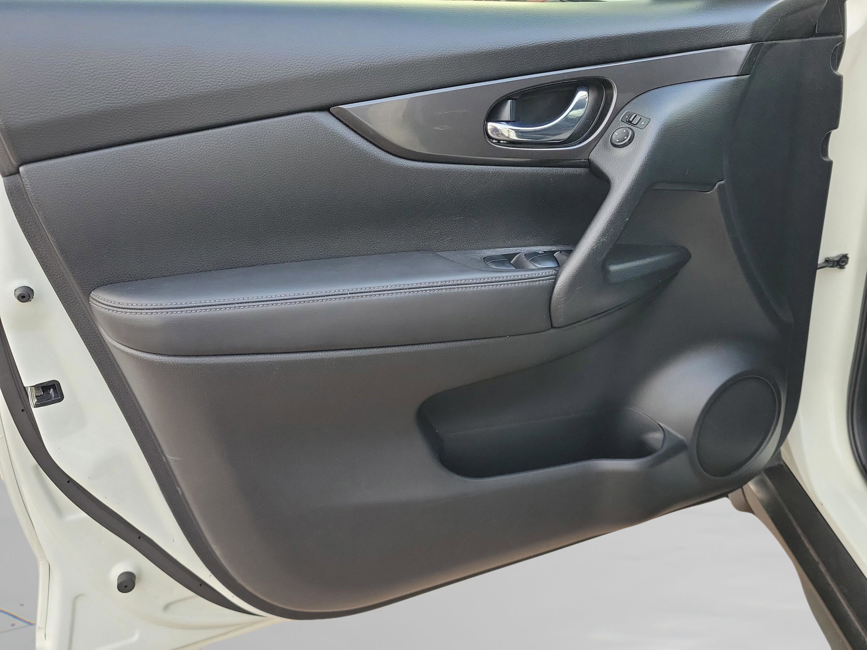 Certified 2020 Nissan Rogue S w/ Special Edition Package image 21