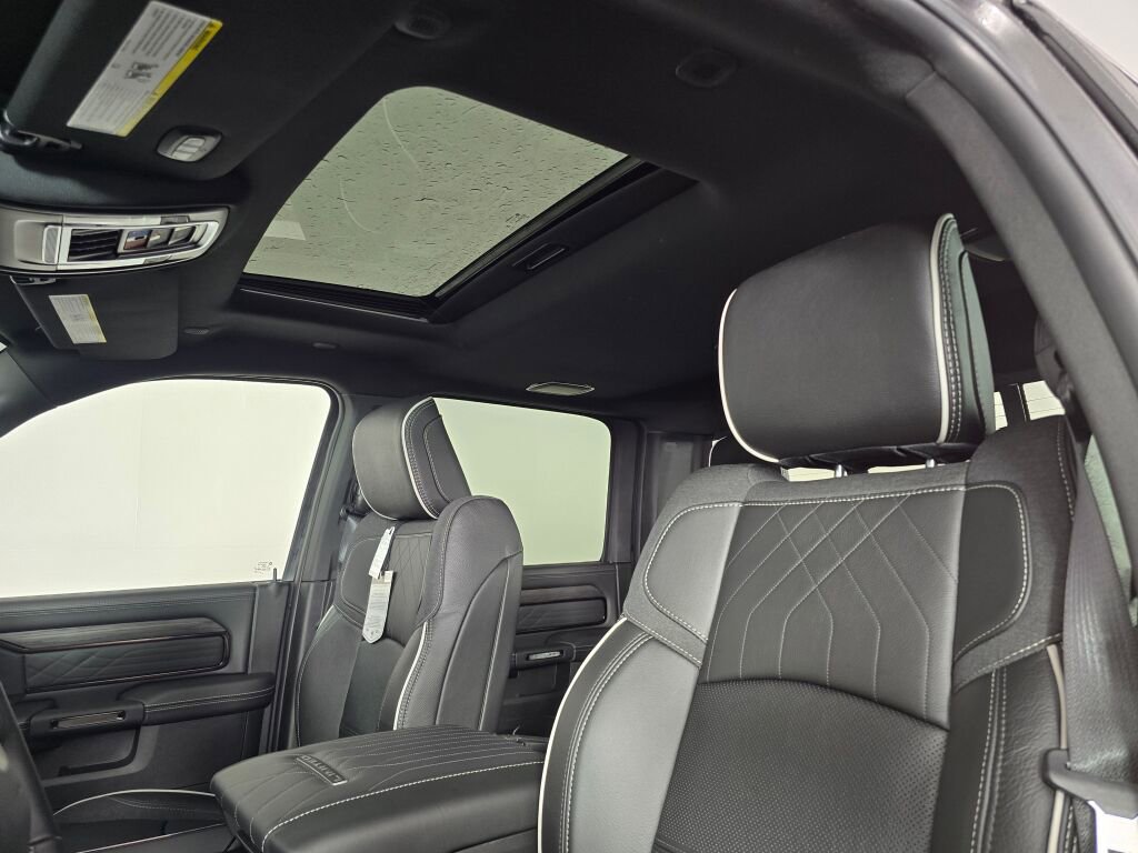 New 2026 RAM 3500 Limited image 19