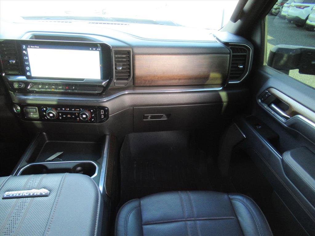 Used 2024 Chevrolet Silverado 2500 High Country w/ Technology Package image 15