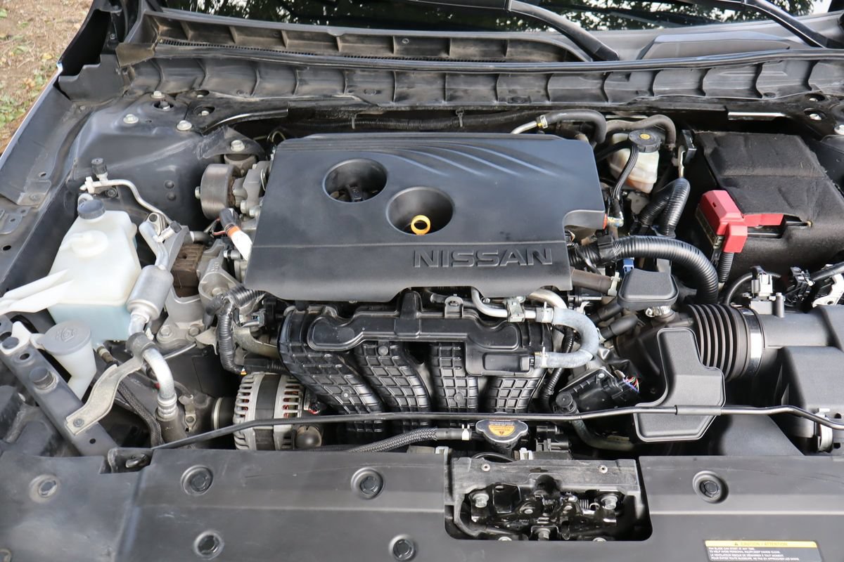 Used 2020 Nissan Altima 2.5 SR w/ Premium Package FWD image 39