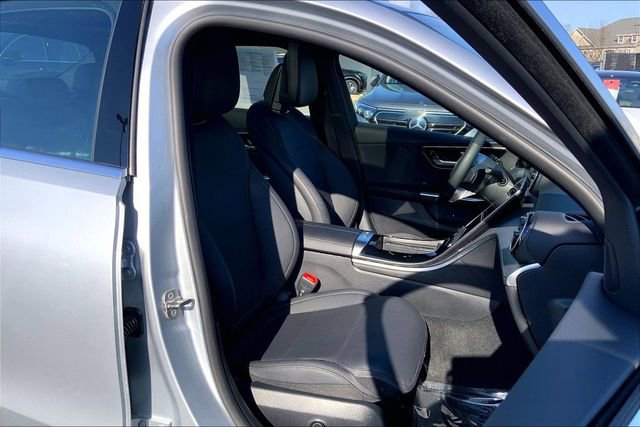 Used 2025 Mercedes-Benz C 300 4MATIC Sedan image 7