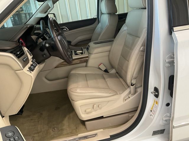 Used 2016 GMC Yukon Denali w/ Open Road Package image 2