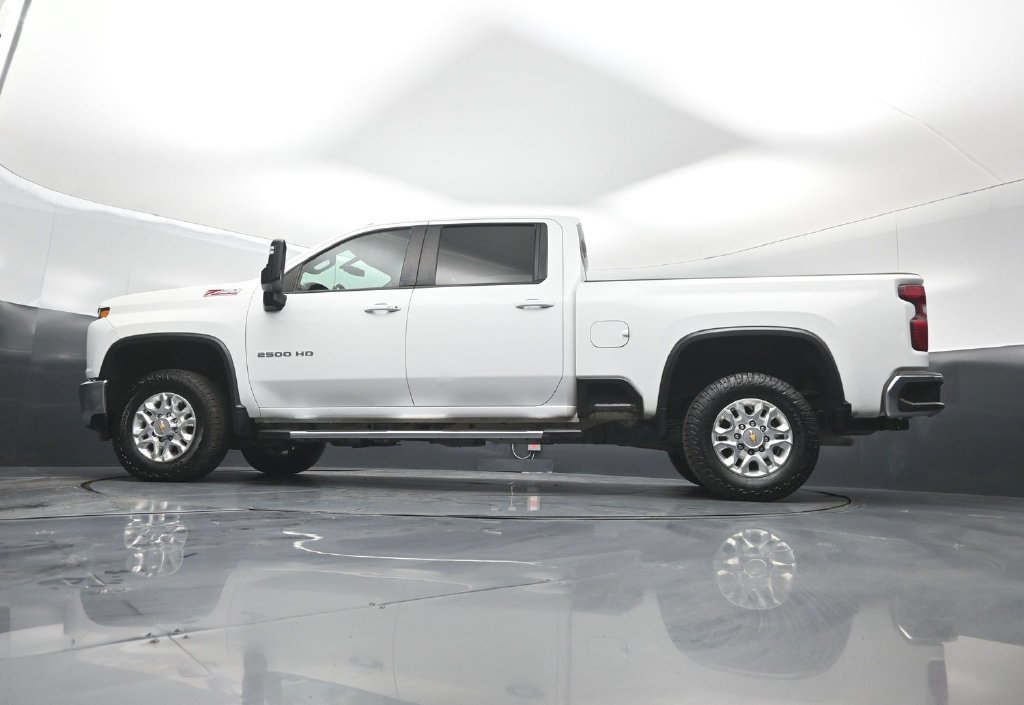 Used 2023 Chevrolet Silverado 2500 LT w/ Convenience Package AWD/4WD image 40