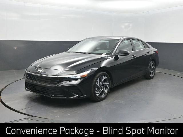 Used 2024 Hyundai Elantra SEL w/ Convenience Package