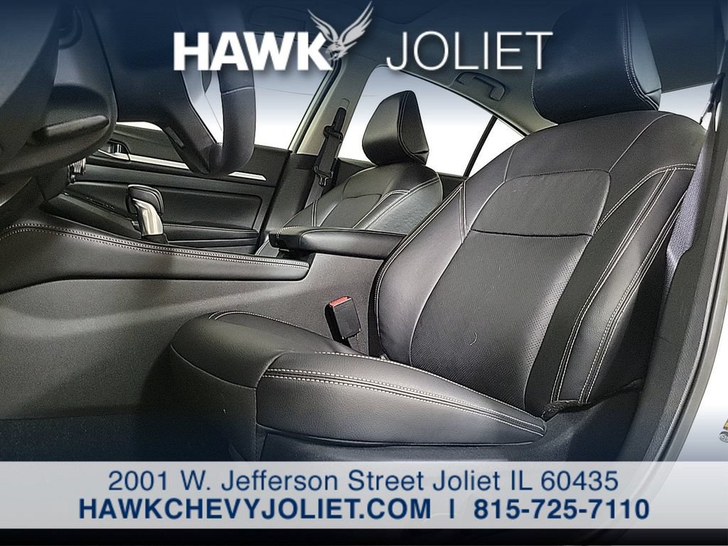 Used 2025 Nissan Altima 2.5 SL AWD/4WD image 11