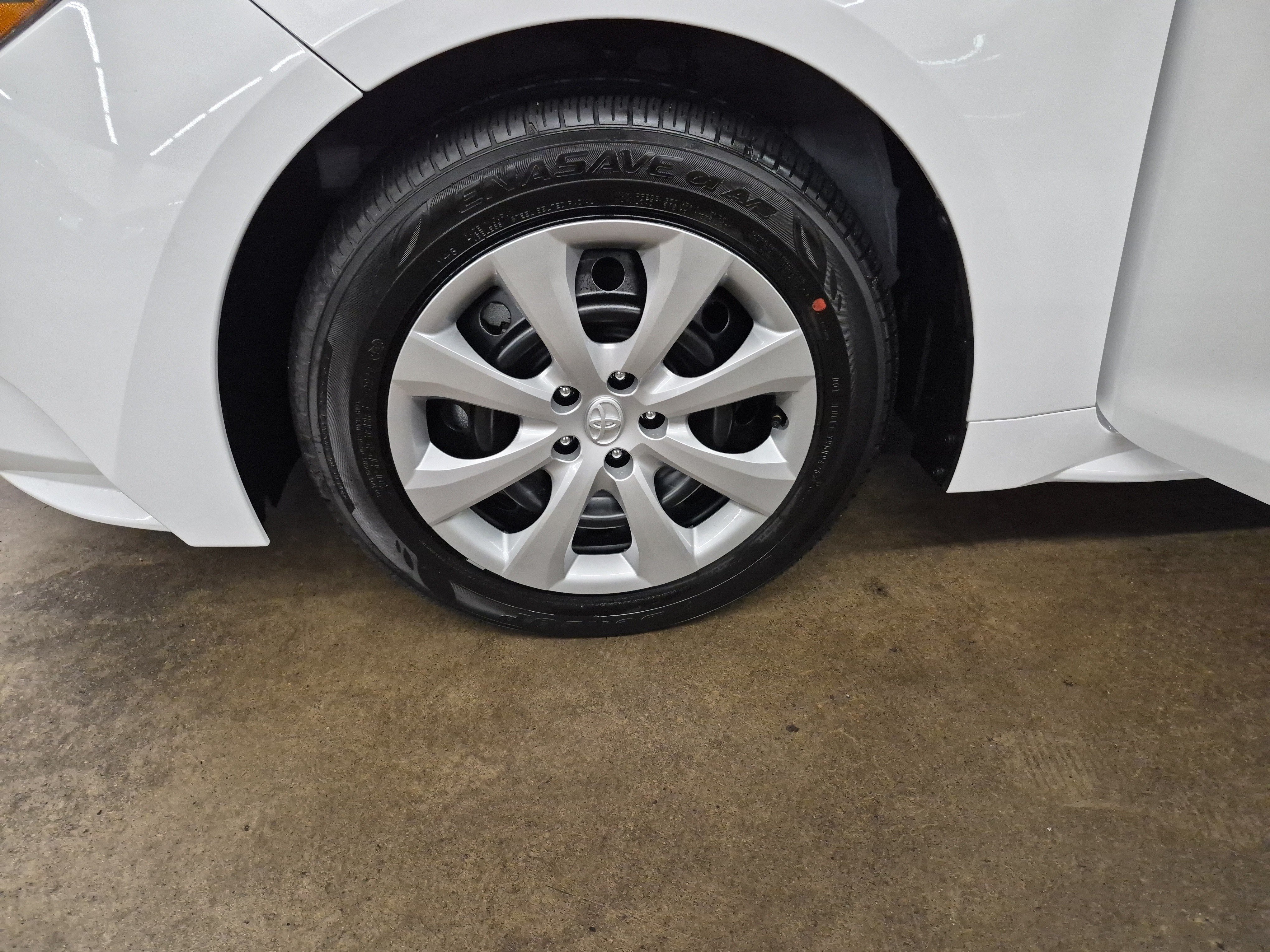 Used 2026 Toyota Corolla LE FWD image 8