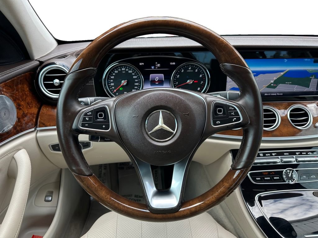 Used 2017 Mercedes-Benz E 300 image 13