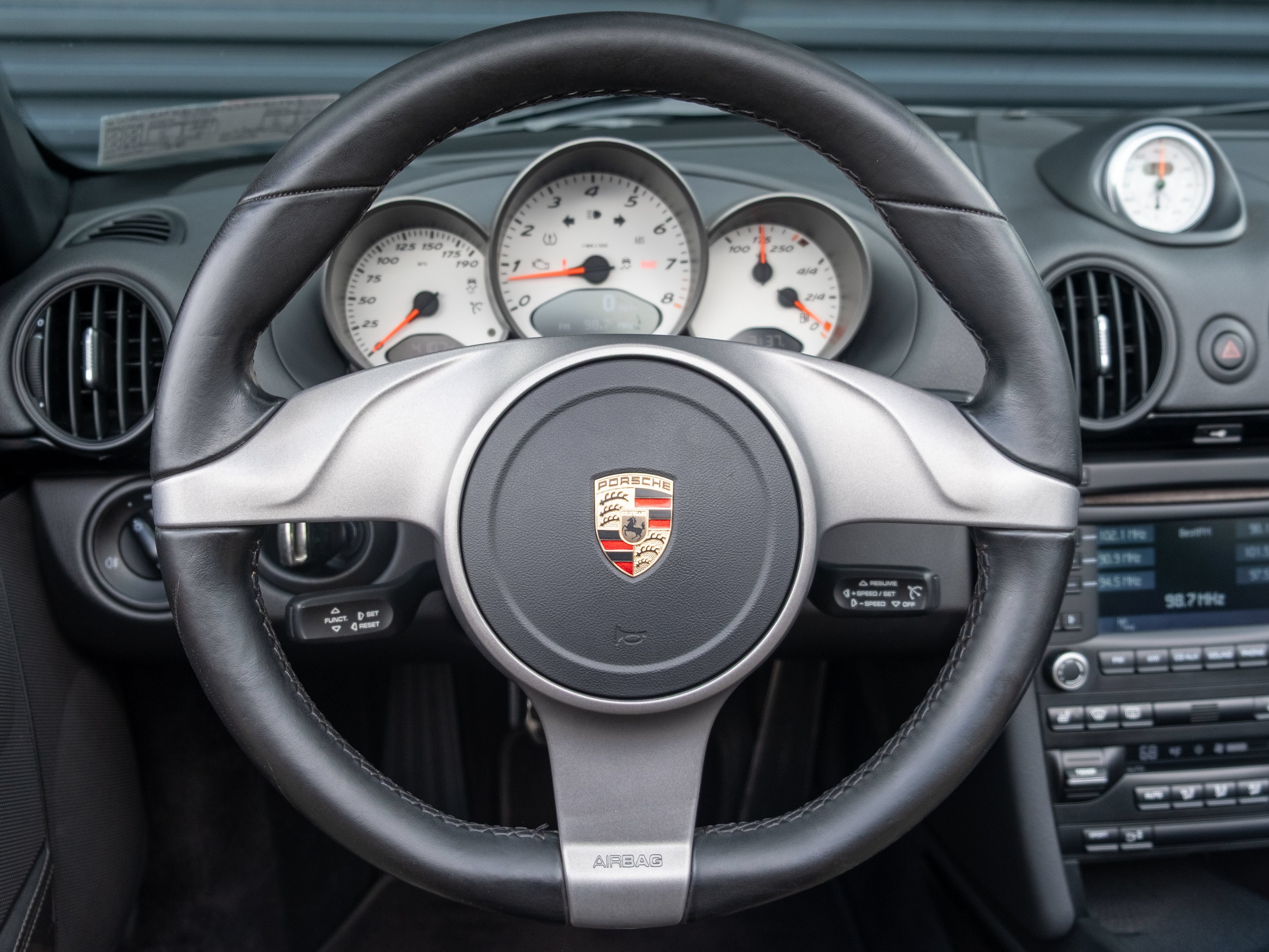 Used 2011 Porsche Boxster Spyder RWD image 6