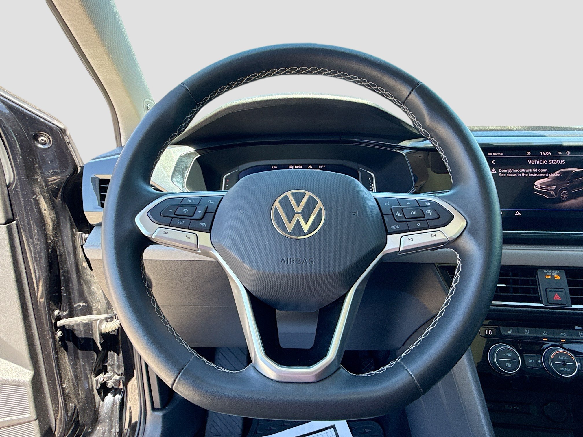 Used 2022 Volkswagen Taos SEL AWD/4WD image 38