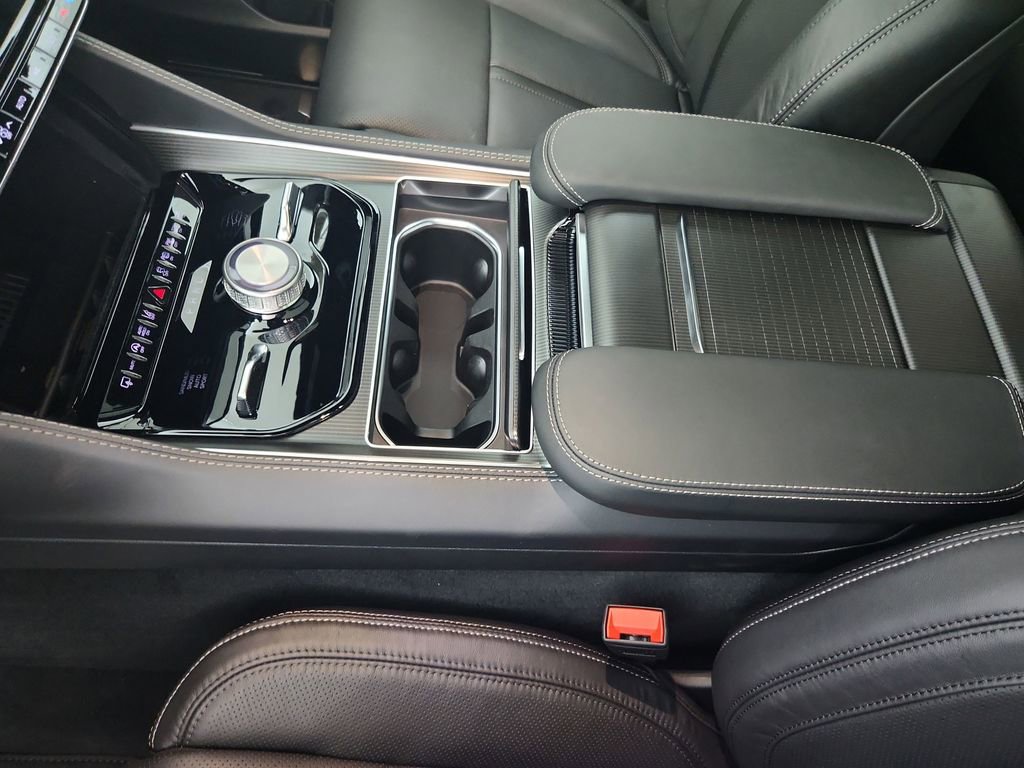 New 2026 Jeep Grand Wagoneer L Summit AWD/4WD image 28