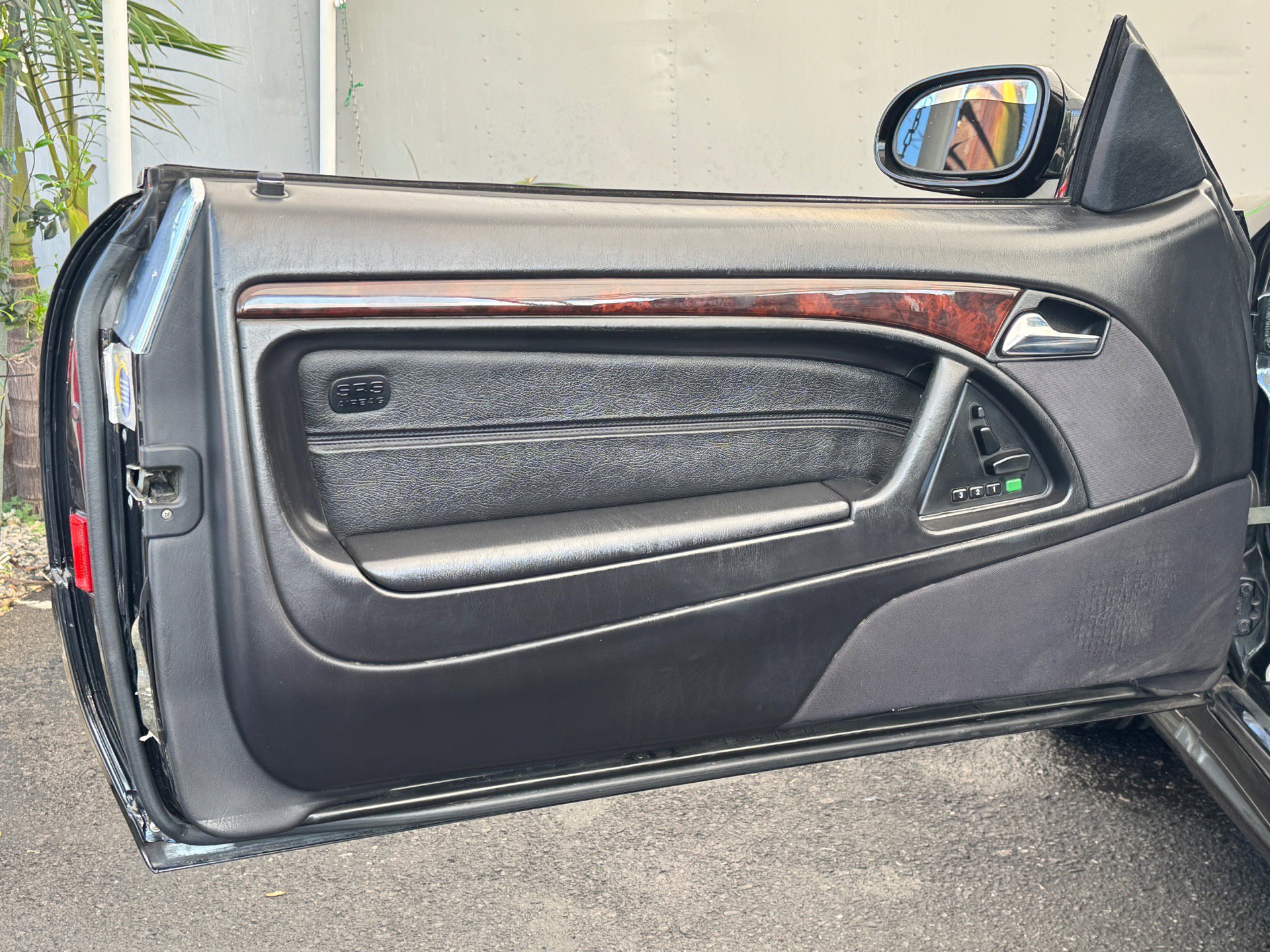 Used 1999 Mercedes-Benz SL 500 image 34