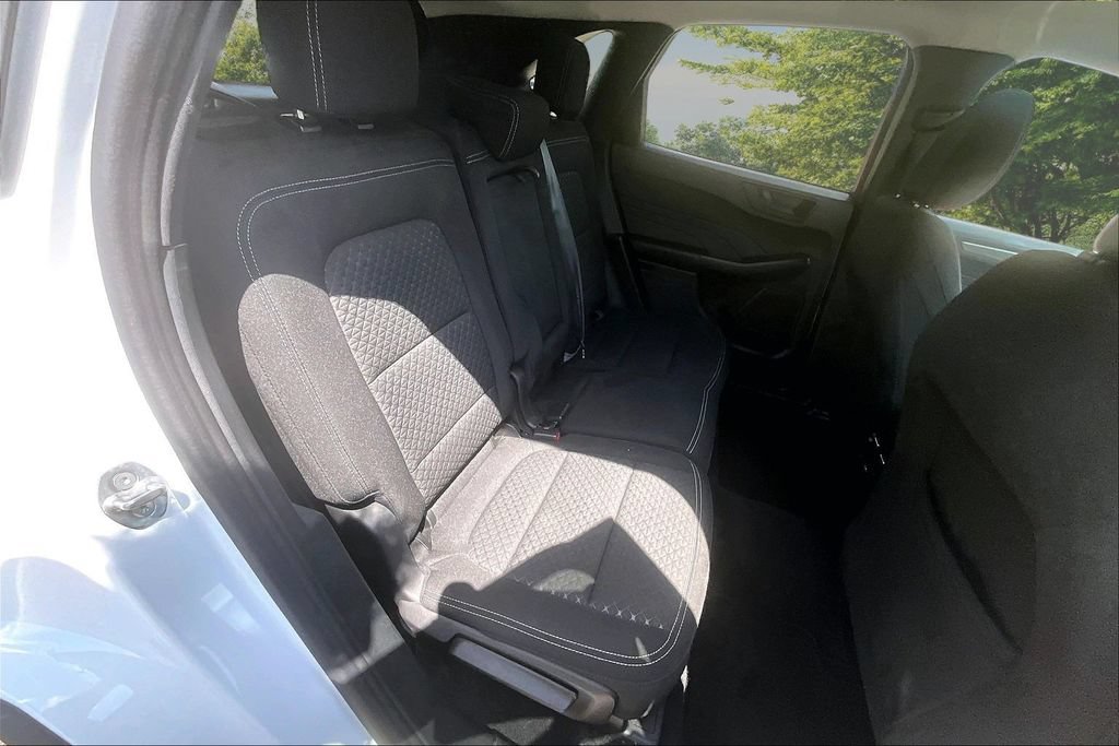 Certified 2023 Ford Escape Active AWD/4WD image 27