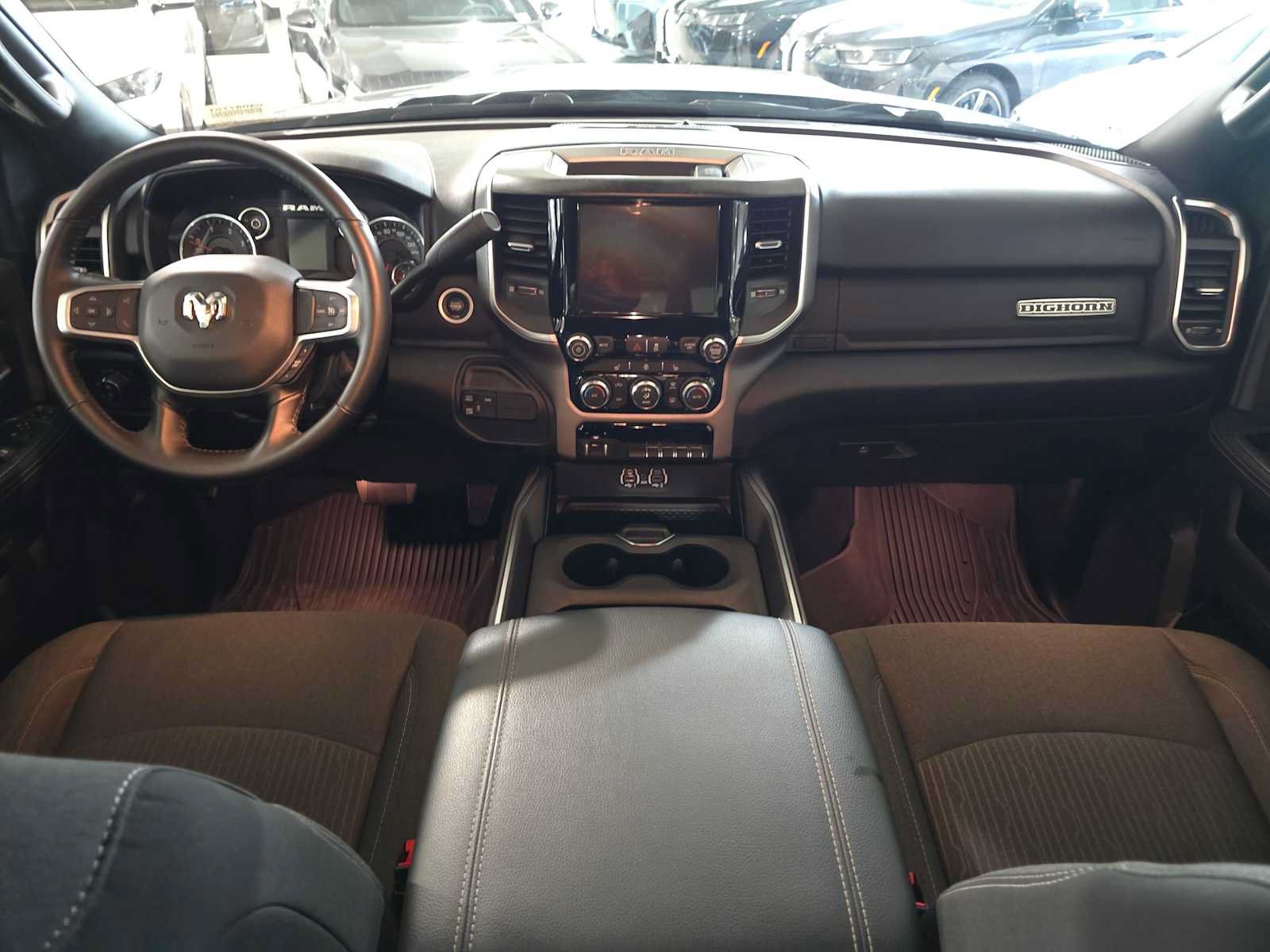 Used 2024 RAM 3500 Big Horn w/ Sport Appearance Package AWD/4WD image 18
