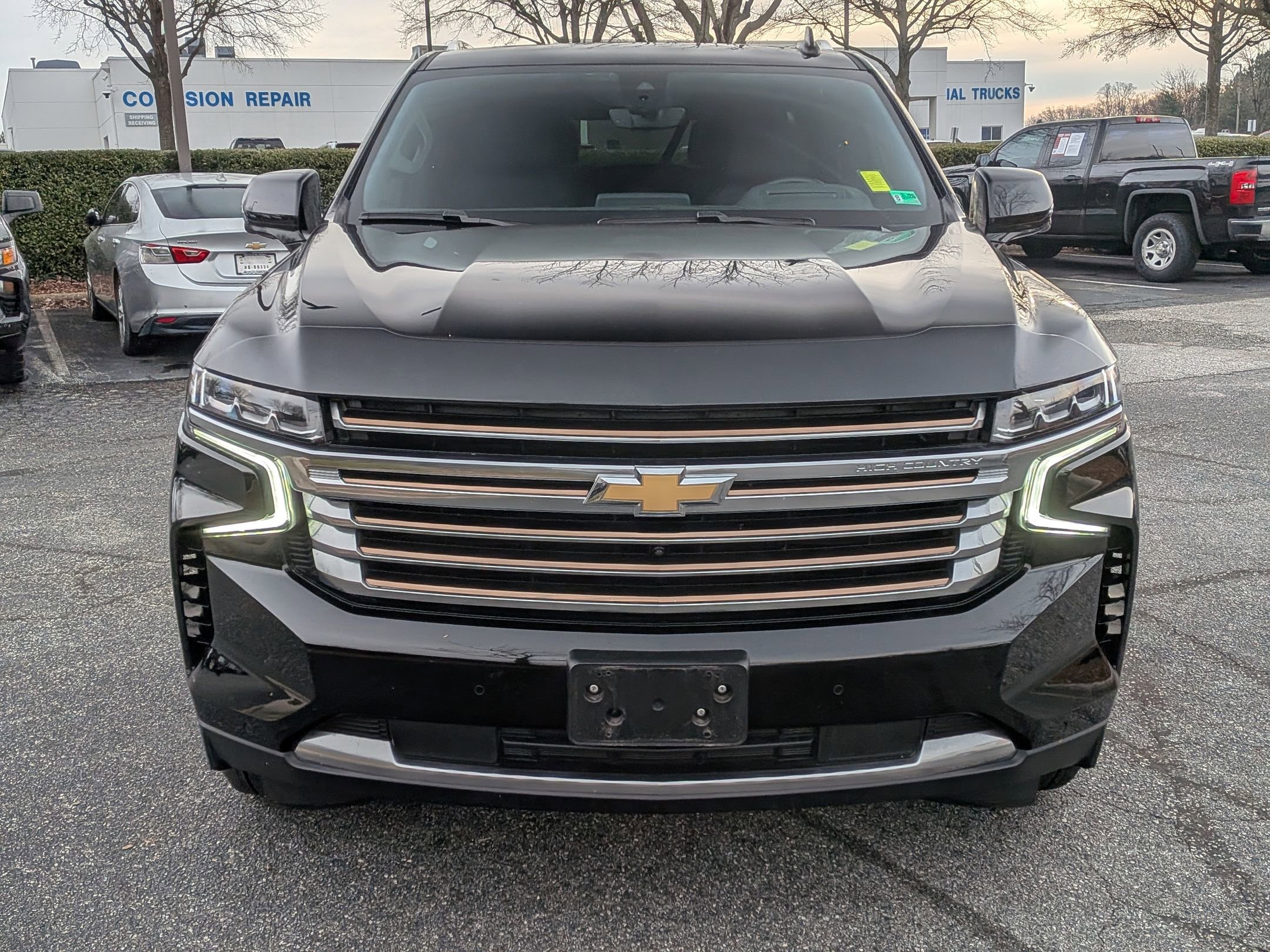 Used 2022 Chevrolet Tahoe High Country image 3