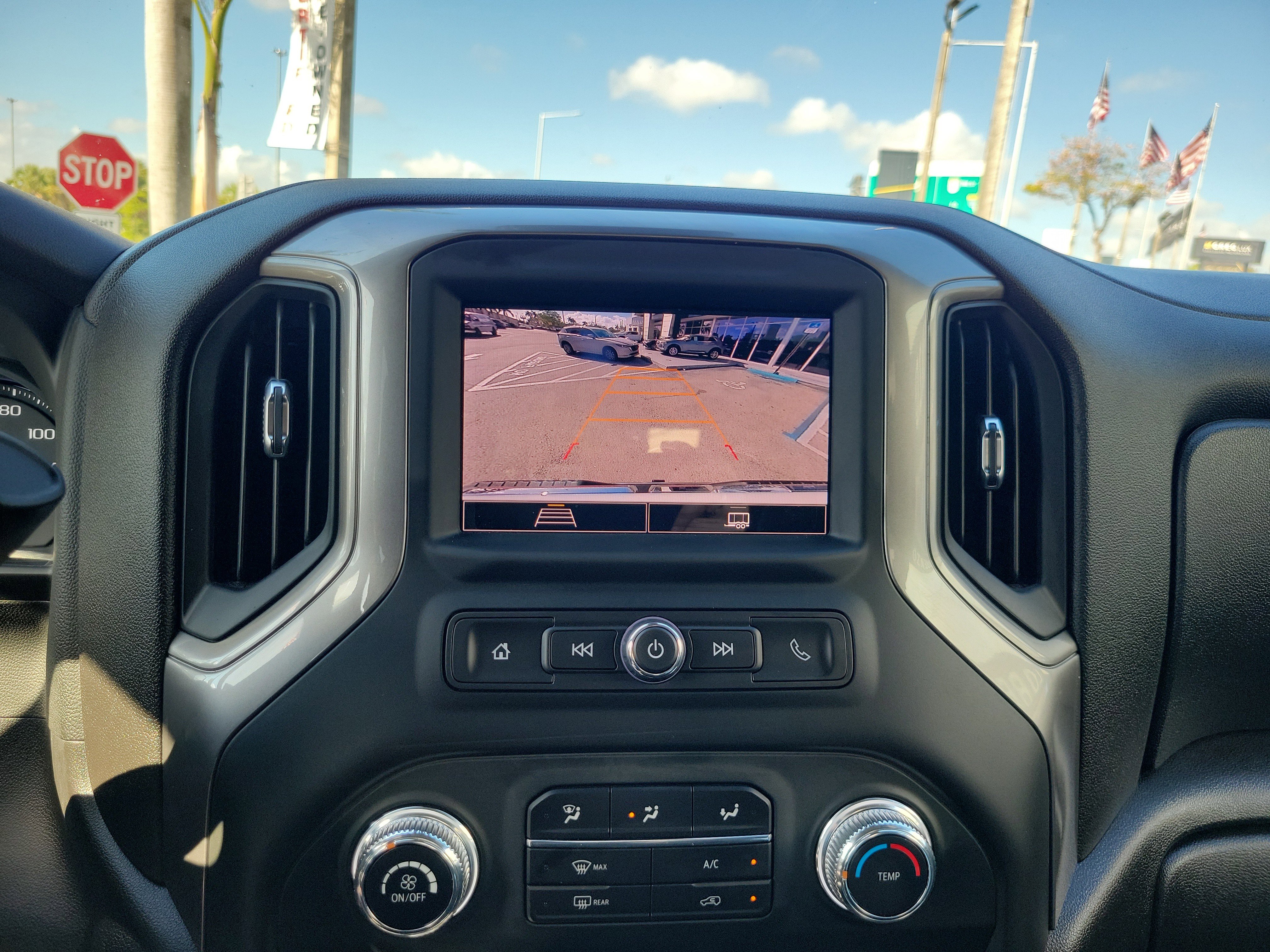 Used 2024 GMC Sierra 2500 Pro w/ Convenience Package image 10