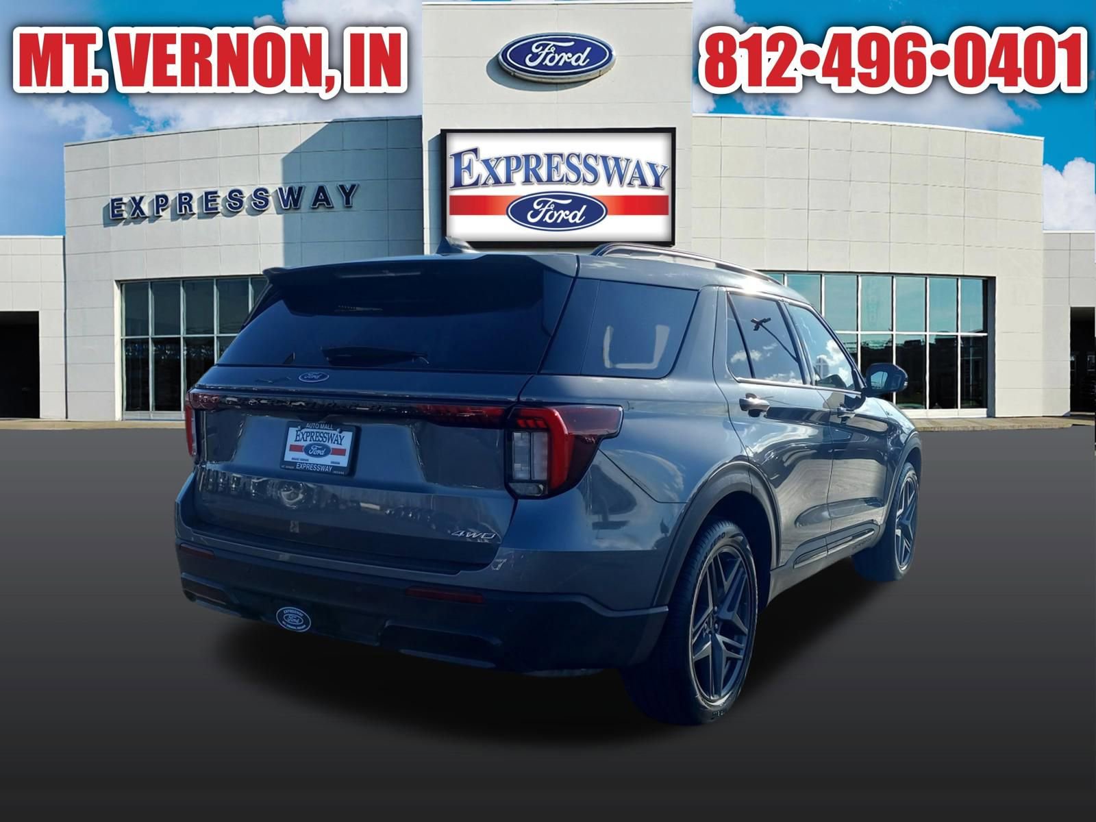 Used 2025 Ford Explorer ST-Line w/ ST-Line Street Pack image 7