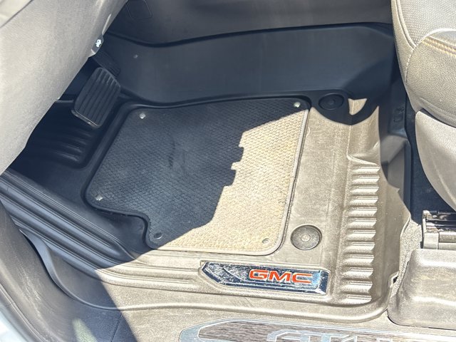 Used 2025 GMC Sierra 2500 AT4 AWD/4WD image 27