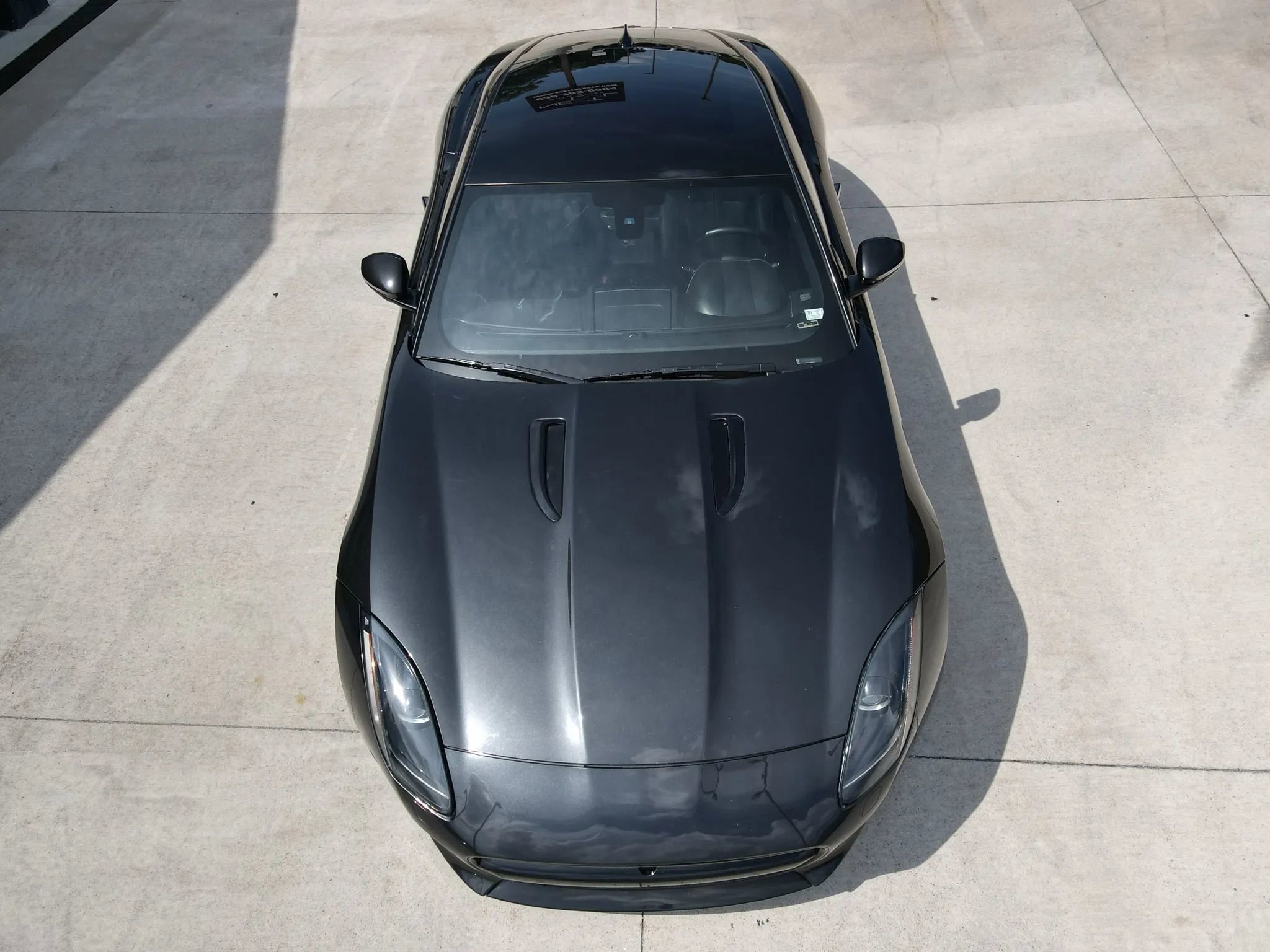 Used 2015 Jaguar F-TYPE R image 47