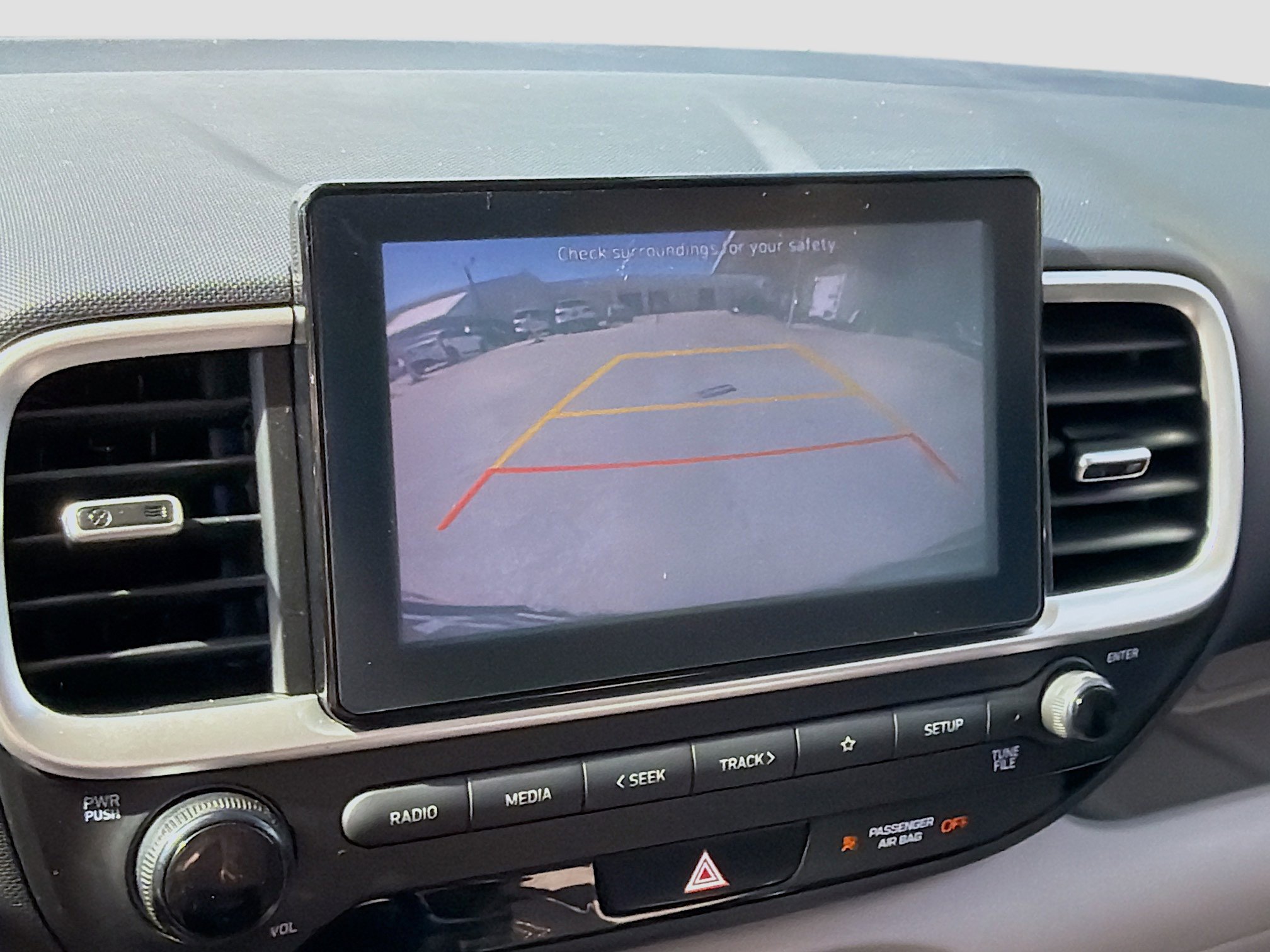 Used 2022 Hyundai Venue SEL image 11