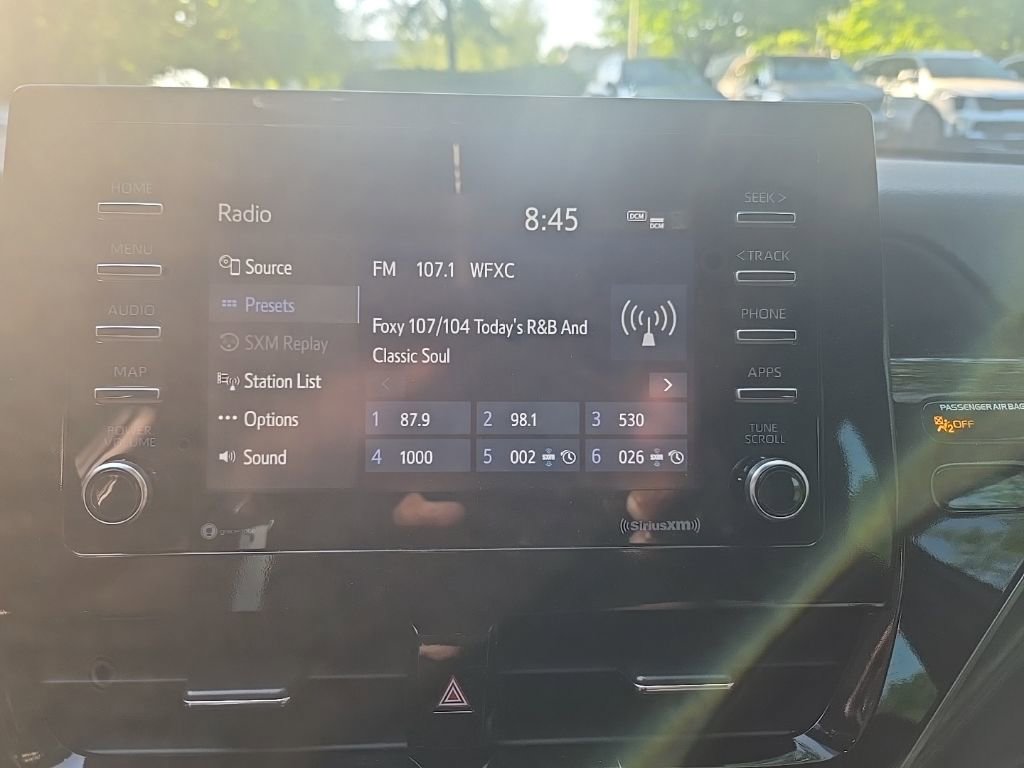 Used 2024 Toyota Camry LE w/ Convenience Package FWD image 5