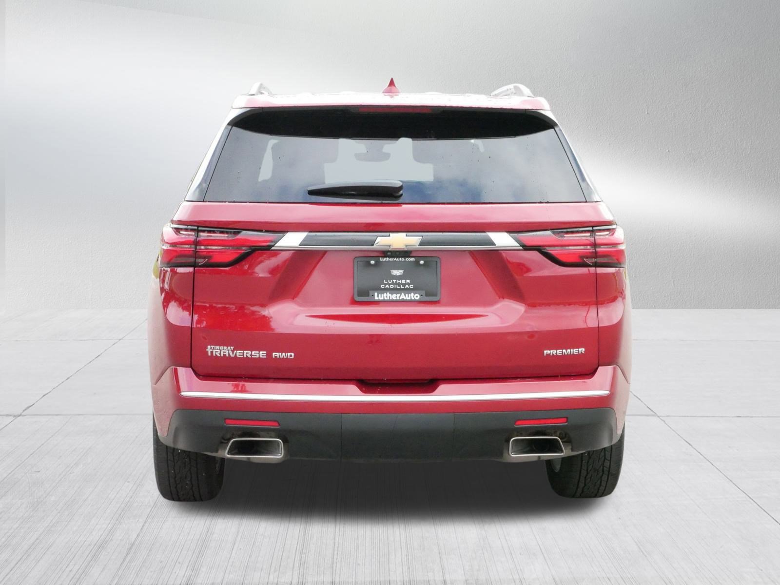 Used 2023 Chevrolet Traverse Premier image 6