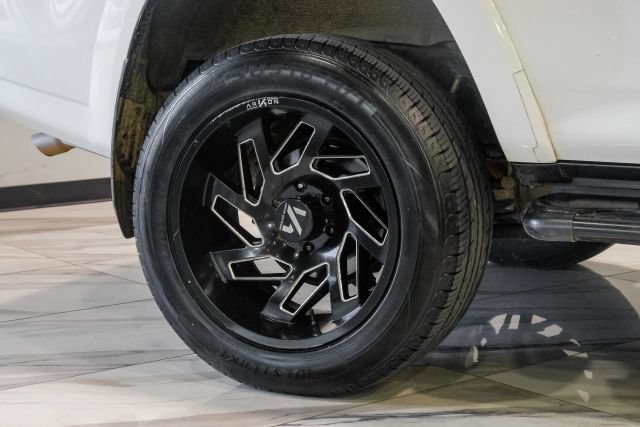 Used 2017 Toyota 4Runner SR5 RWD image 68