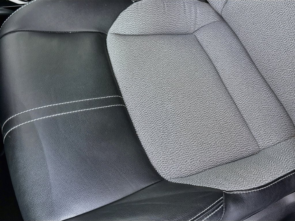 Used 2025 Toyota Corolla XSE FWD image 21