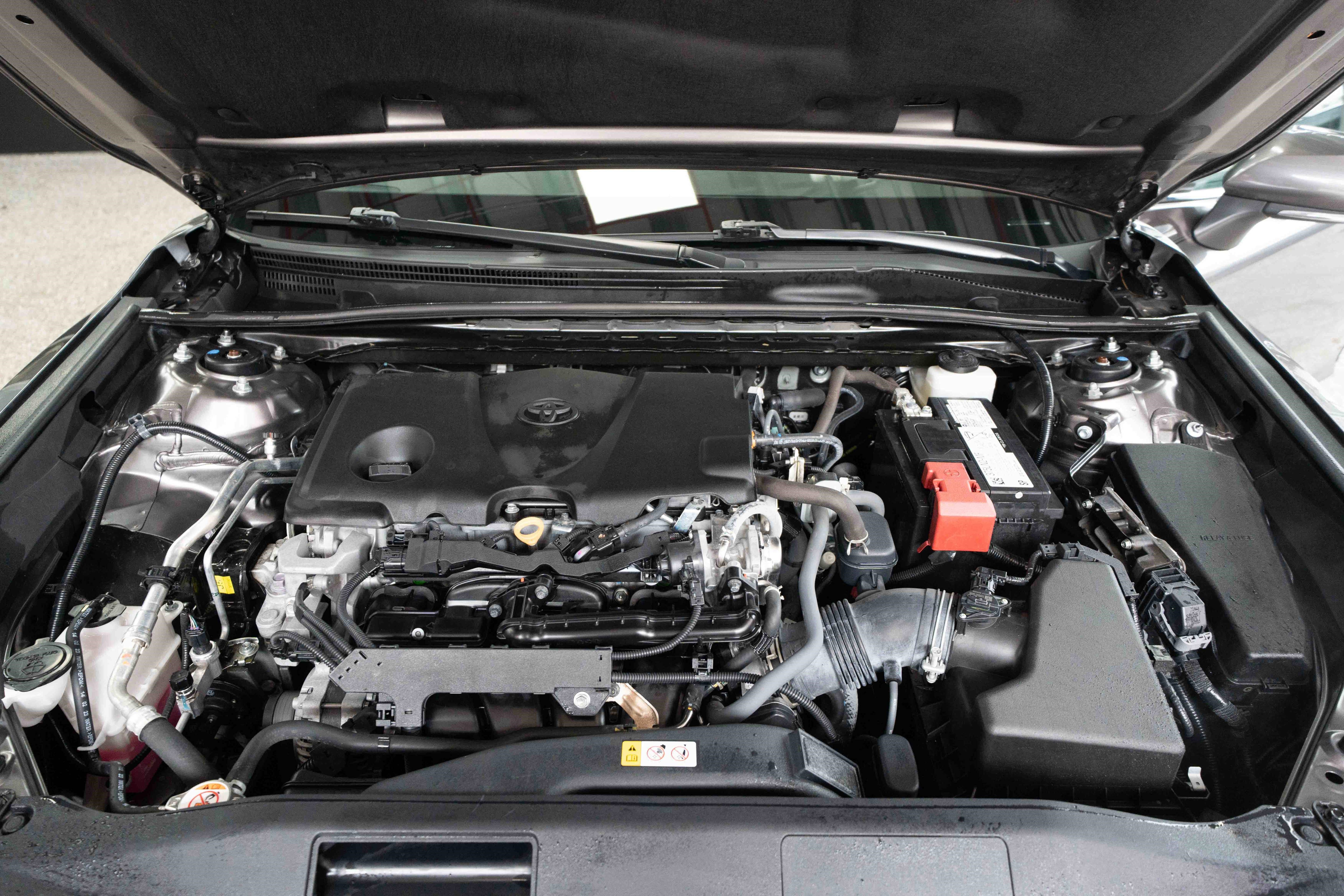 Used 2024 Toyota Camry SE image 30