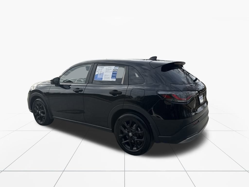 Used 2023 Honda HR-V Sport image 6