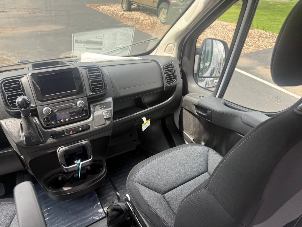 New 2026 RAM ProMaster 2500 w/ Convenience Group FWD image 35