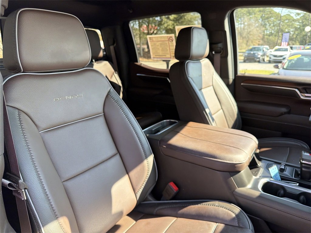 Used 2025 GMC Sierra 1500 Denali image 17