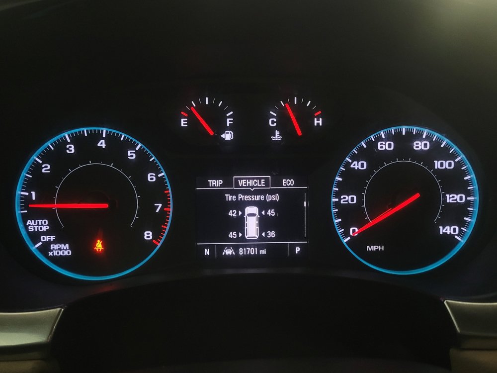 Used 2023 Chevrolet Traverse LS FWD image 23