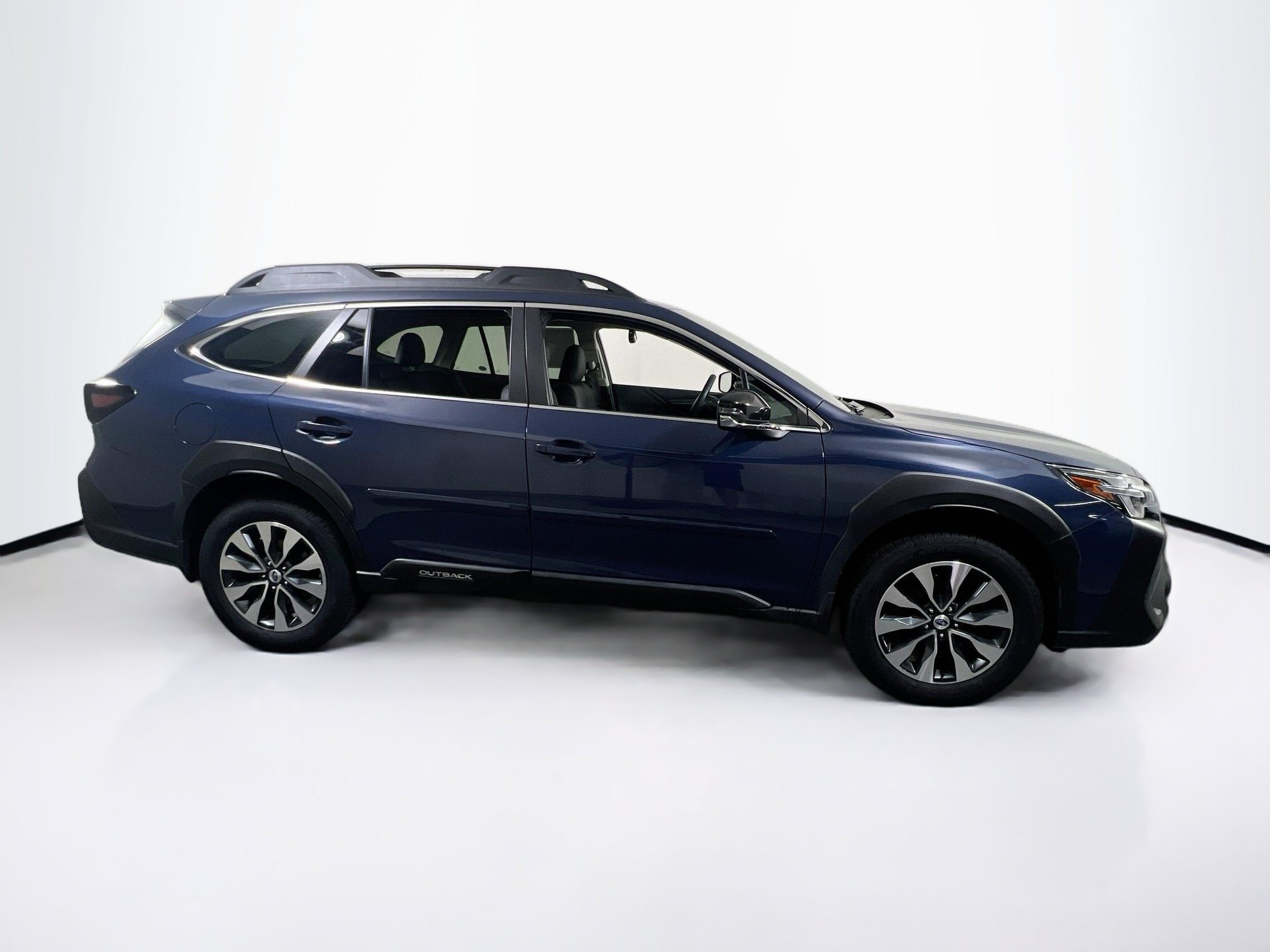Used 2024 Subaru Outback Limited XT AWD/4WD image 4