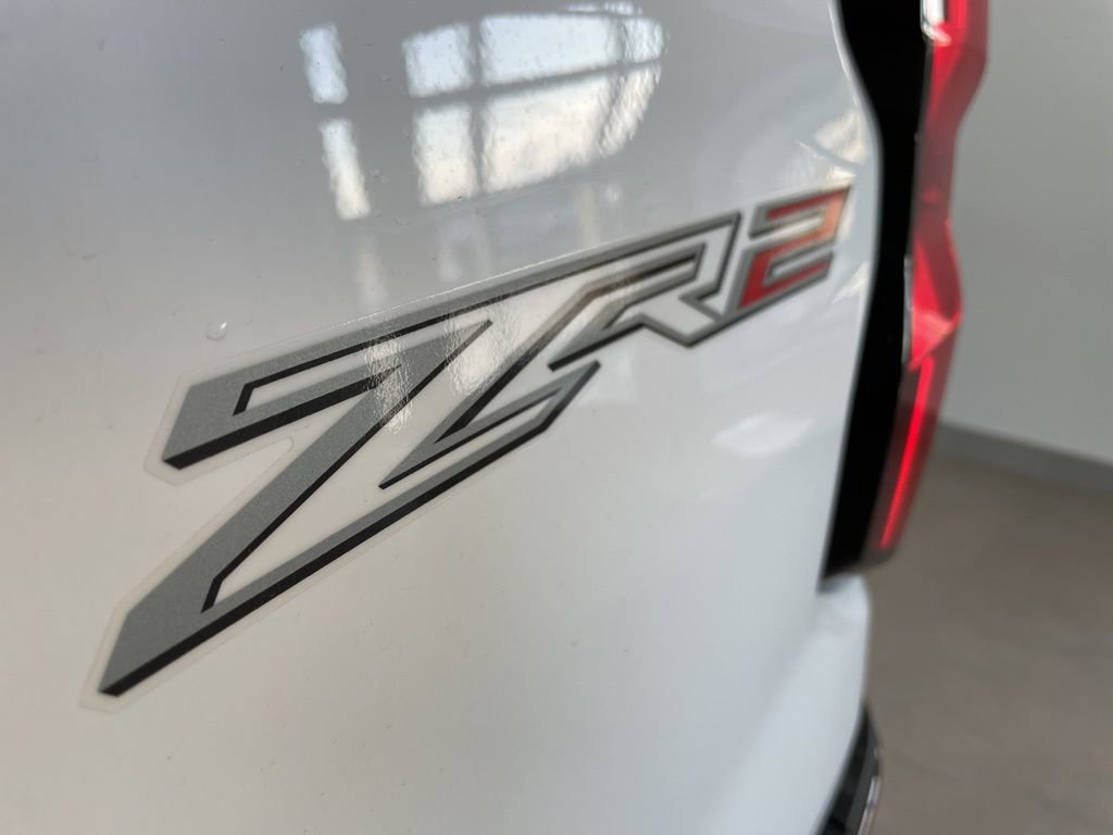 New 2026 Chevrolet Colorado ZR2 AWD/4WD image 9