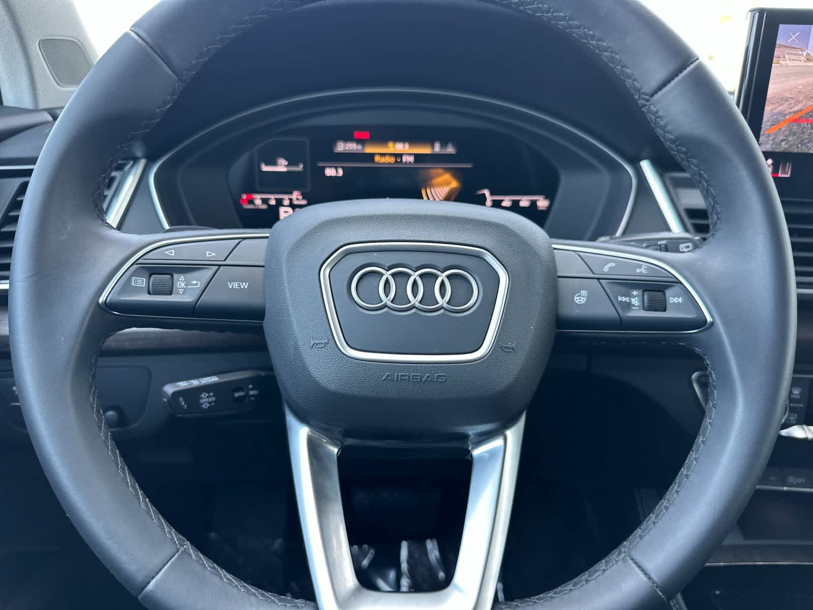 Used 2025 Audi Q5 2.0T Premium Plus w/ Premium Plus Package AWD/4WD image 24