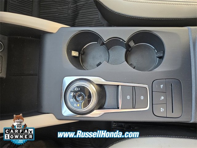 Used 2020 Ford Escape Titanium image 19