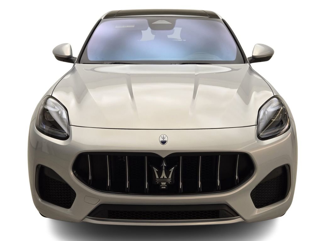 Used 2024 Maserati Grecale GT image 2