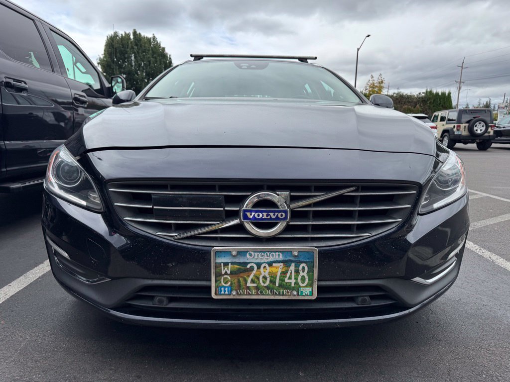 Used 2017 Volvo V60 T5 Platinum AWD/4WD image 3