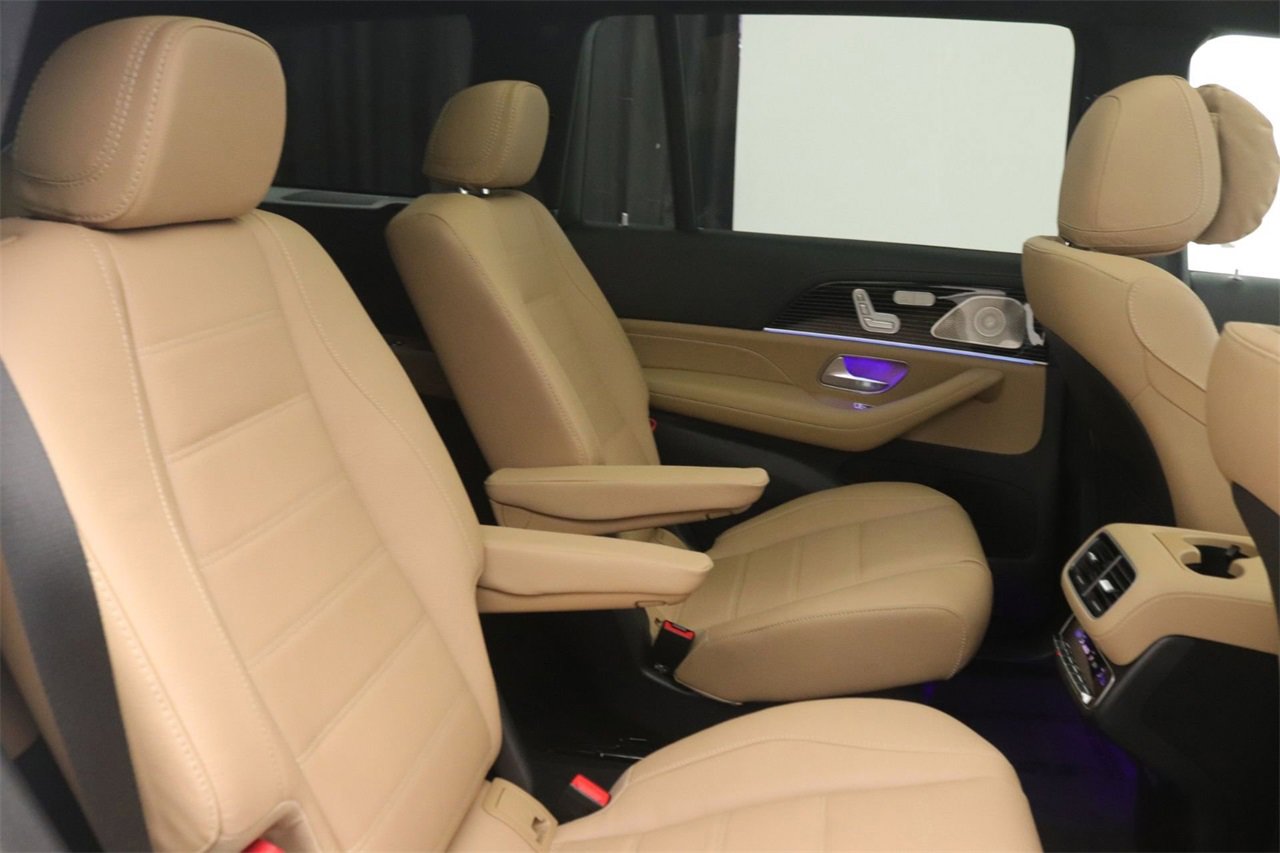 New 2026 Mercedes-Benz GLS 580 4MATIC image 10