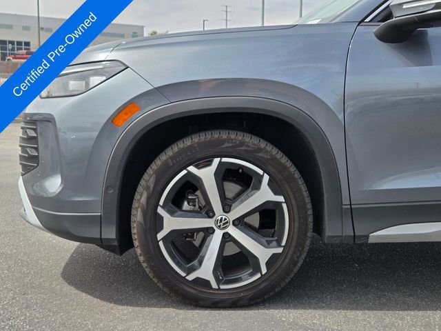 Used 2025 Volkswagen Tiguan SE FWD image 9
