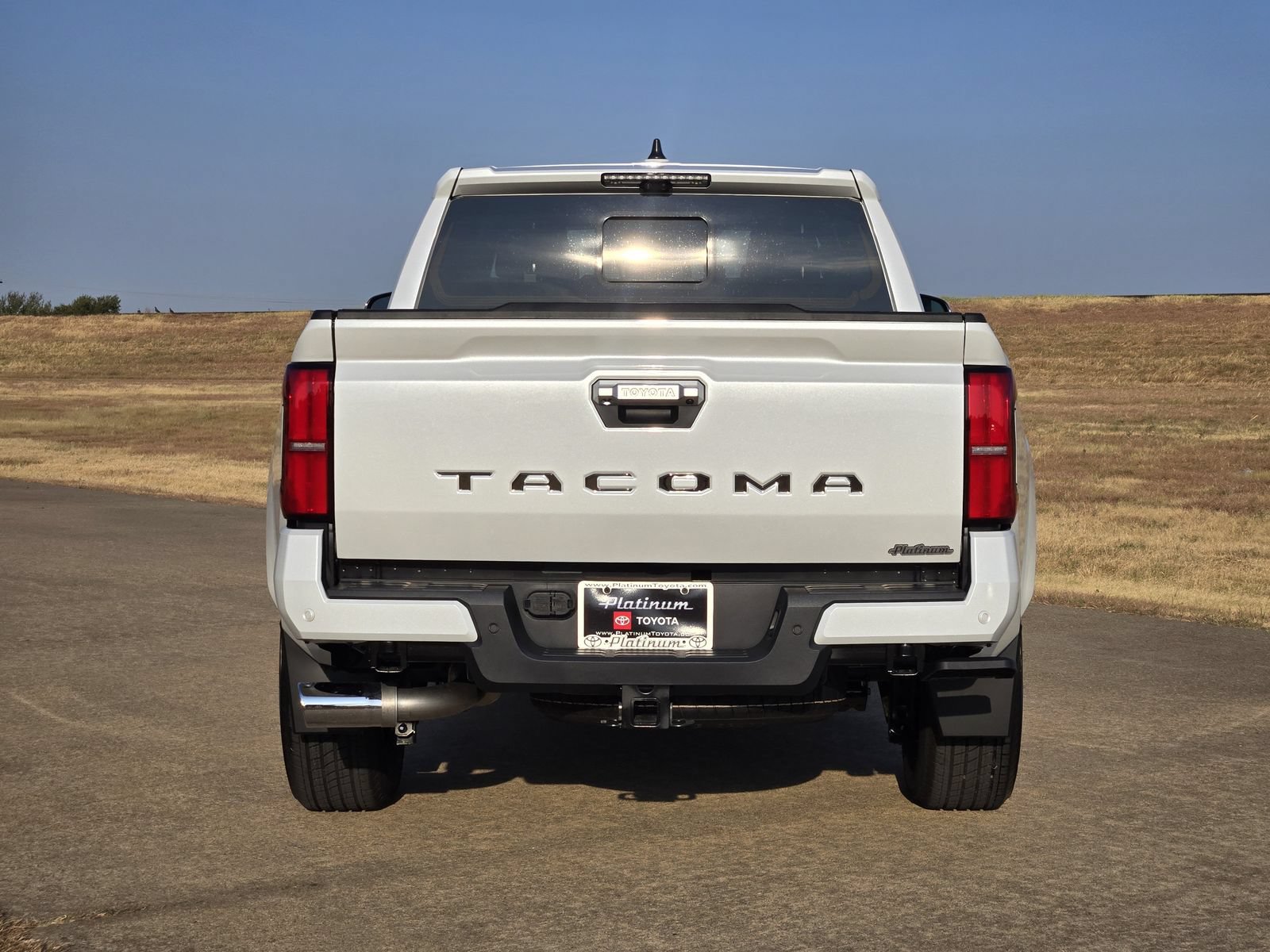 New 2026 Toyota Tacoma Limited AWD/4WD image 8