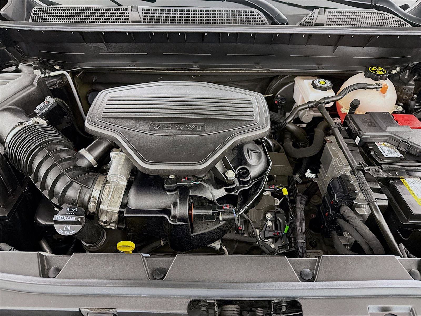 Used 2023 GMC Acadia AT4 w/ Technology Package image 32